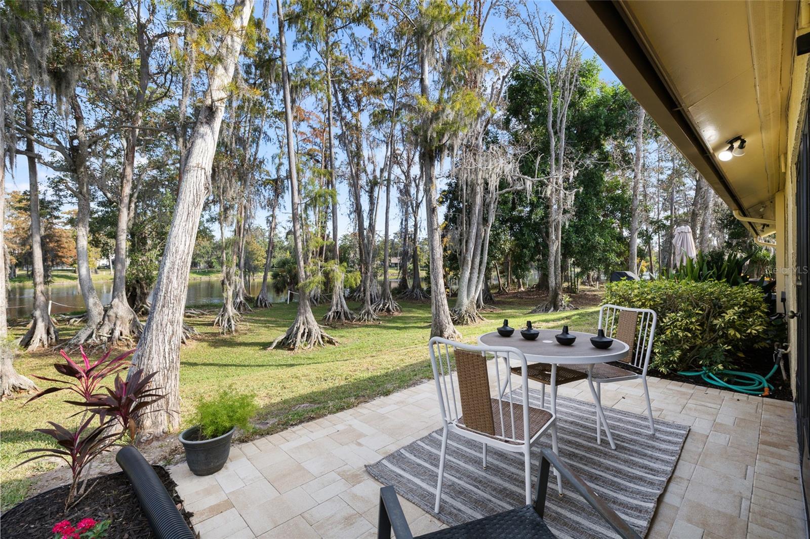 Enjoy your new home at 2561 Oakleaf Ln!