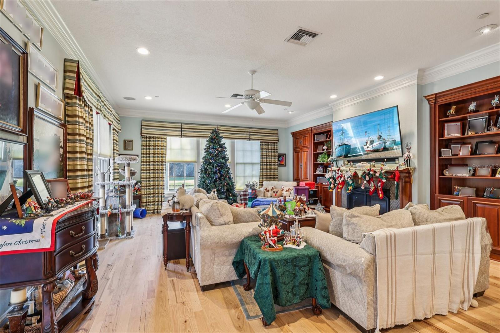 O6362727 Property Photo