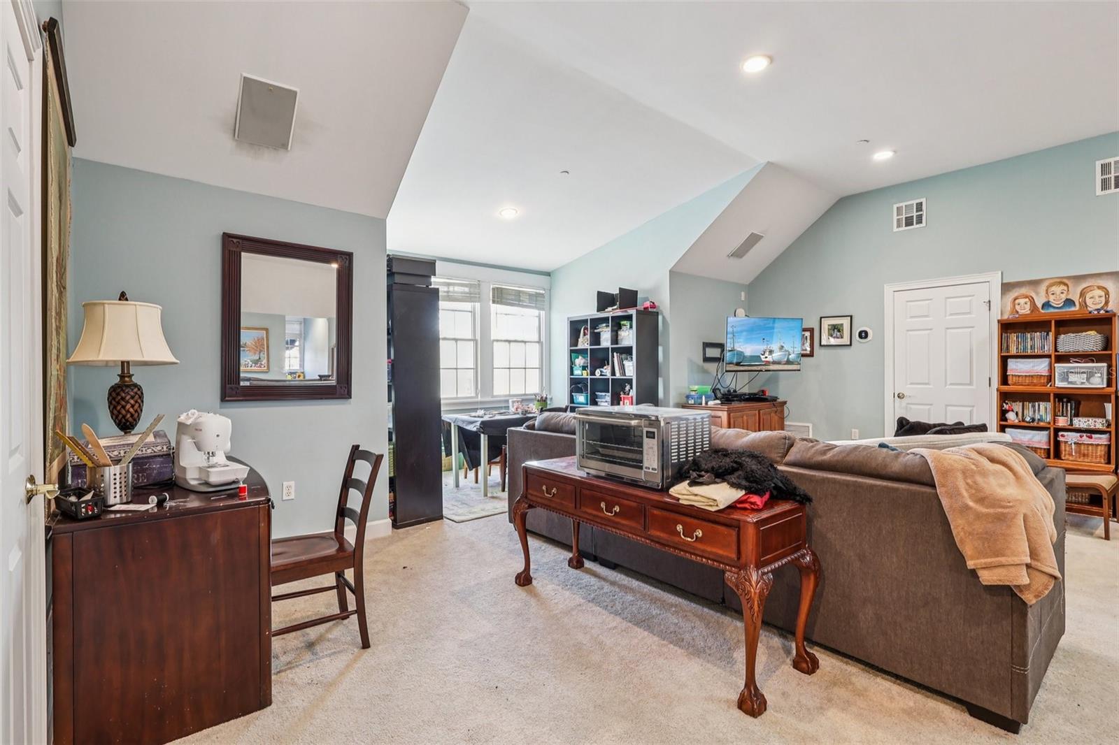 O6362727 Property Photo