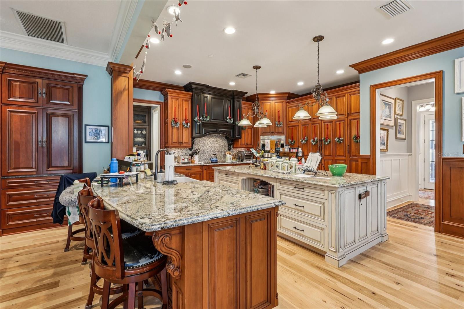 O6362727 Property Photo