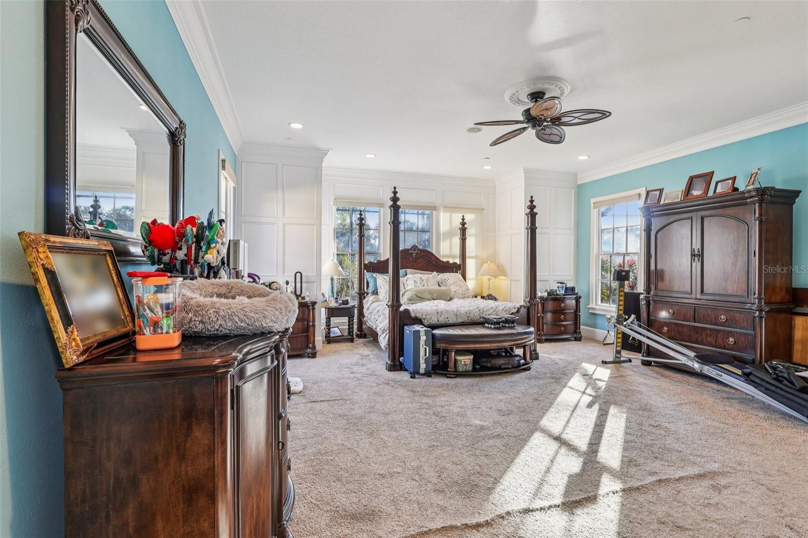 O6362727 Property Photo