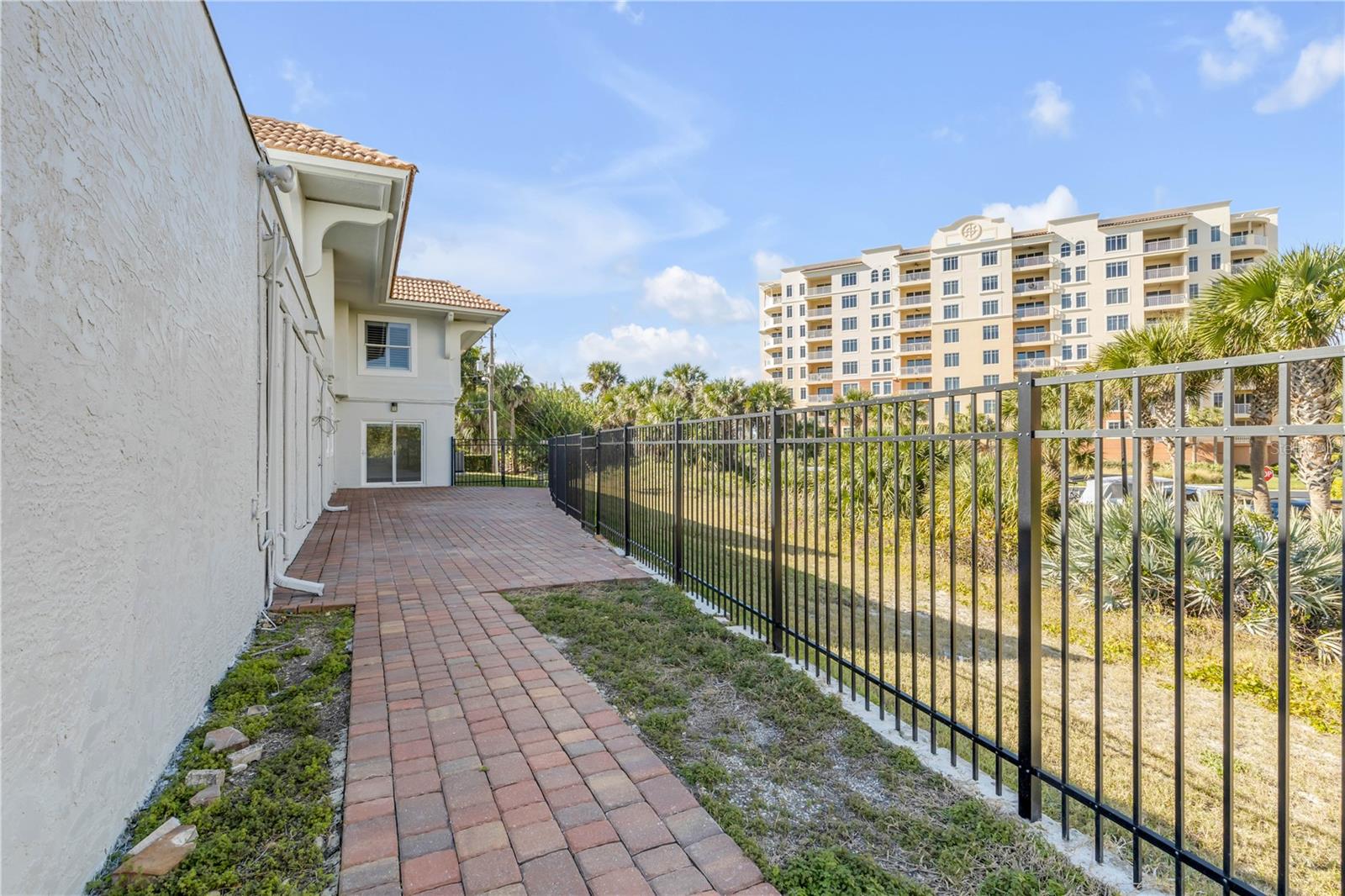 NS1086681 Property Photo