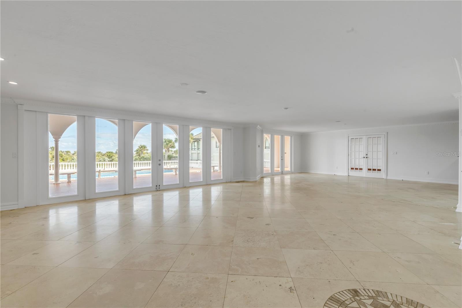 NS1086681 Property Photo