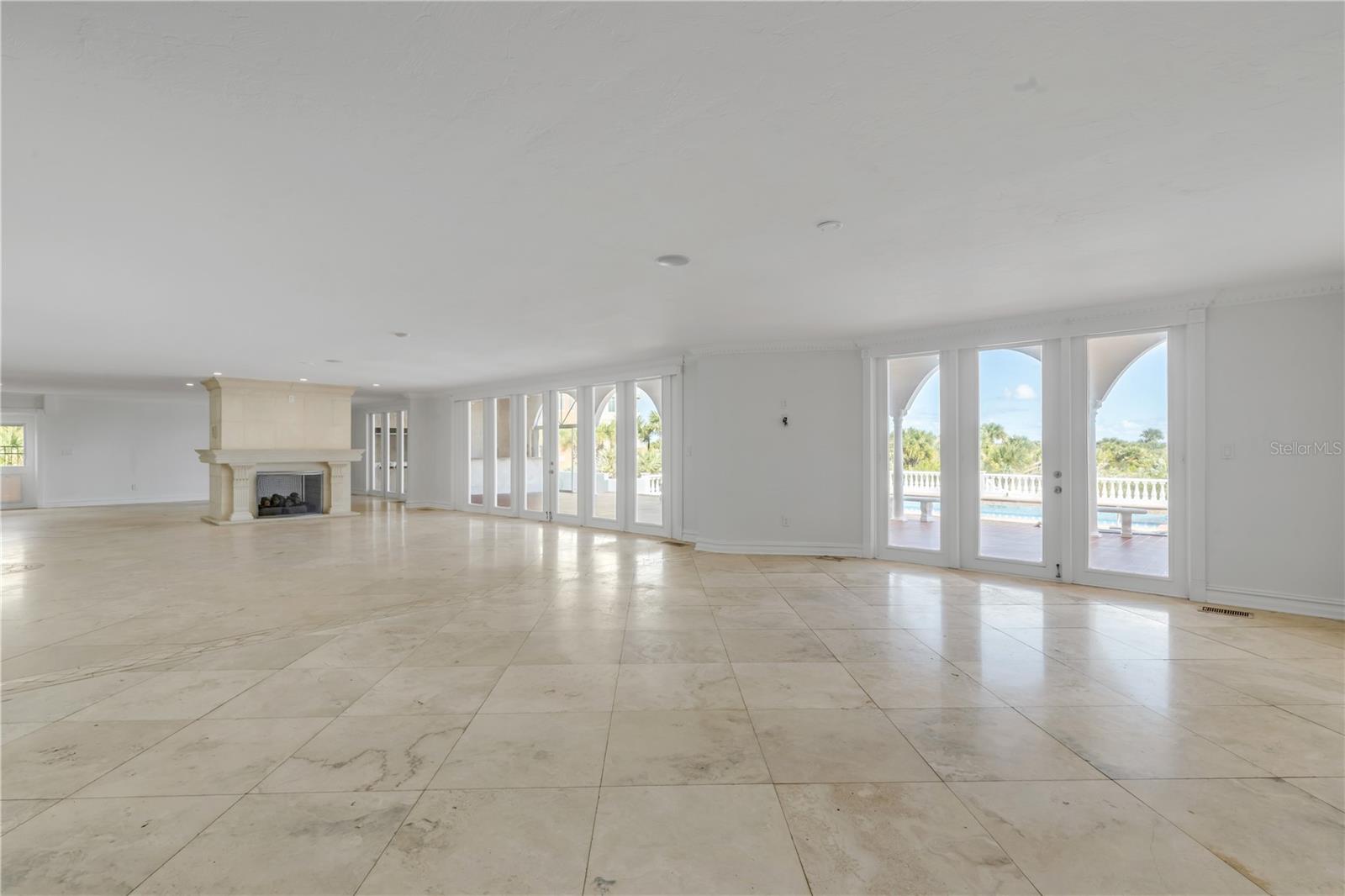 NS1086681 Property Photo