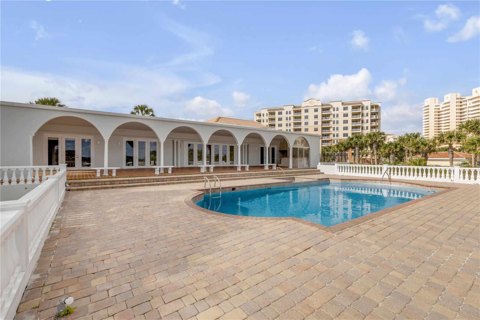 NS1086681 Property Photo