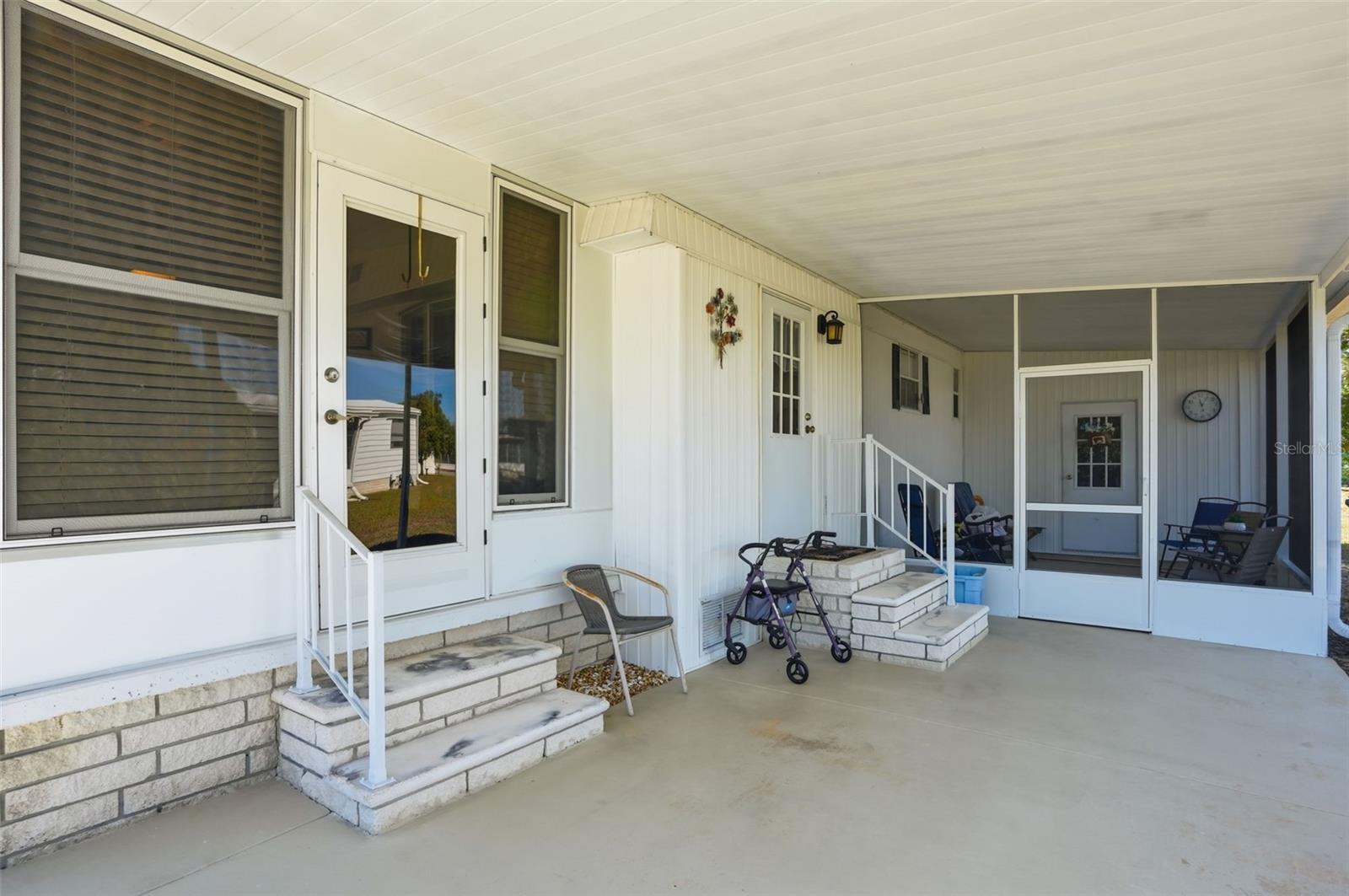 W7880985 Property Photo