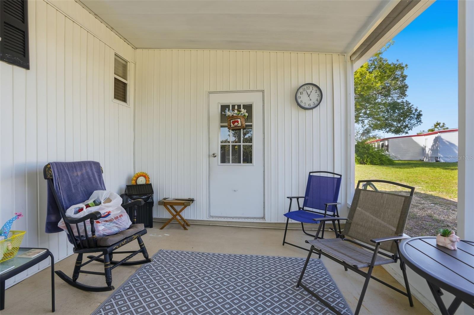 W7880985 Property Photo