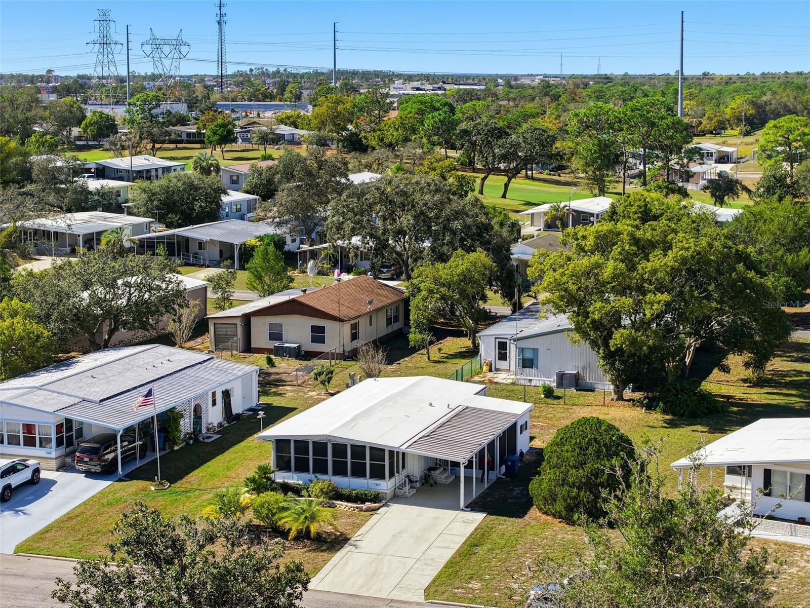 W7880985 Property Photo