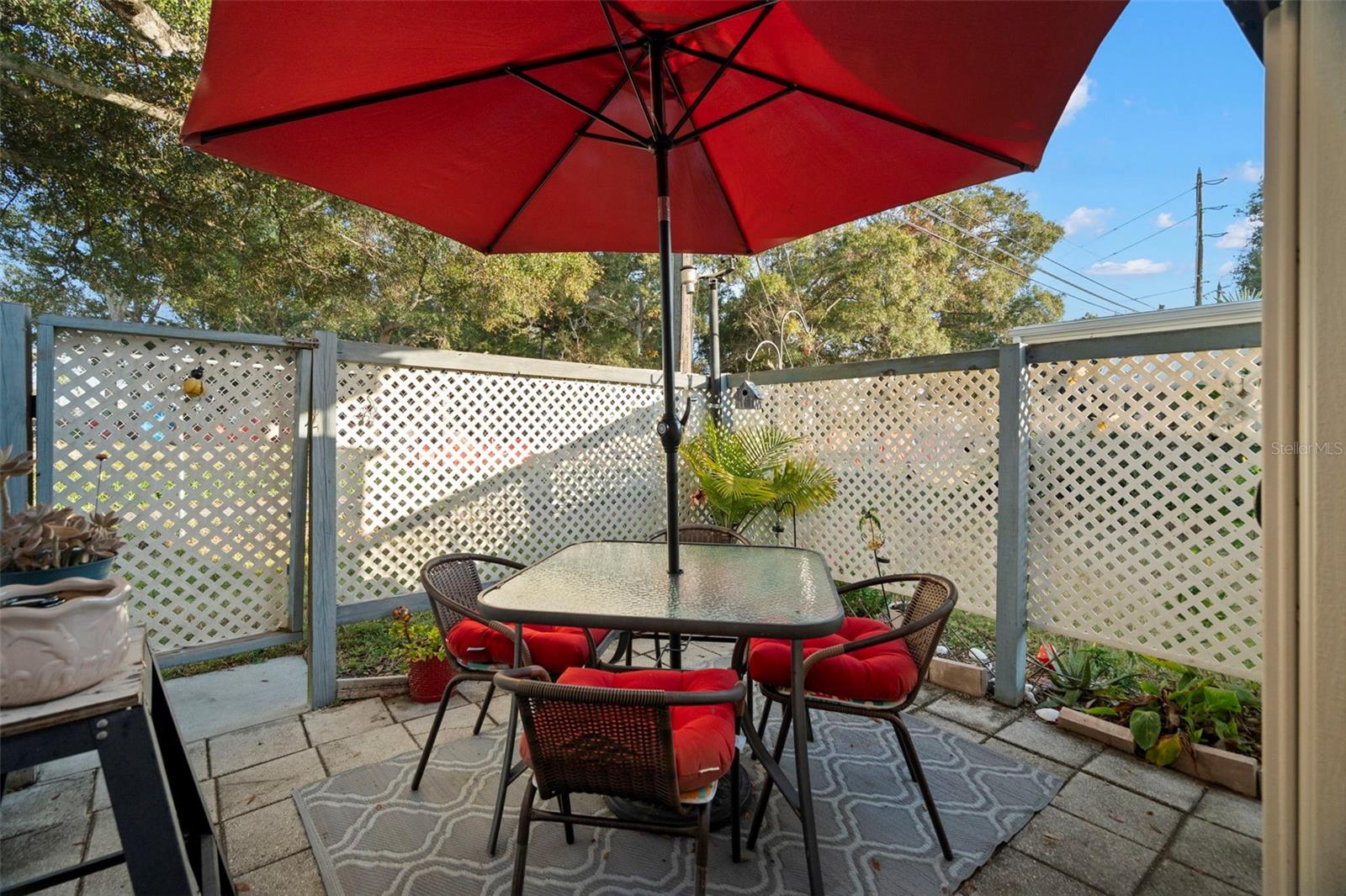 TB8450861 Property Photo