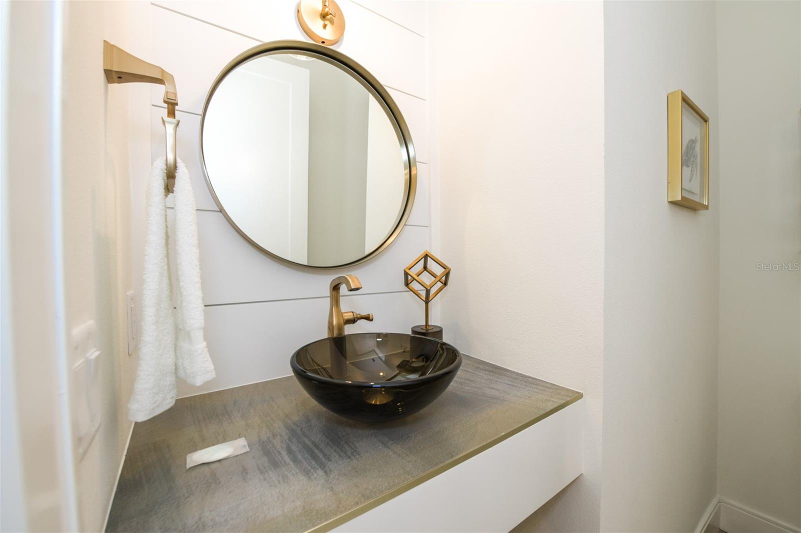 A4673163 Property Photo