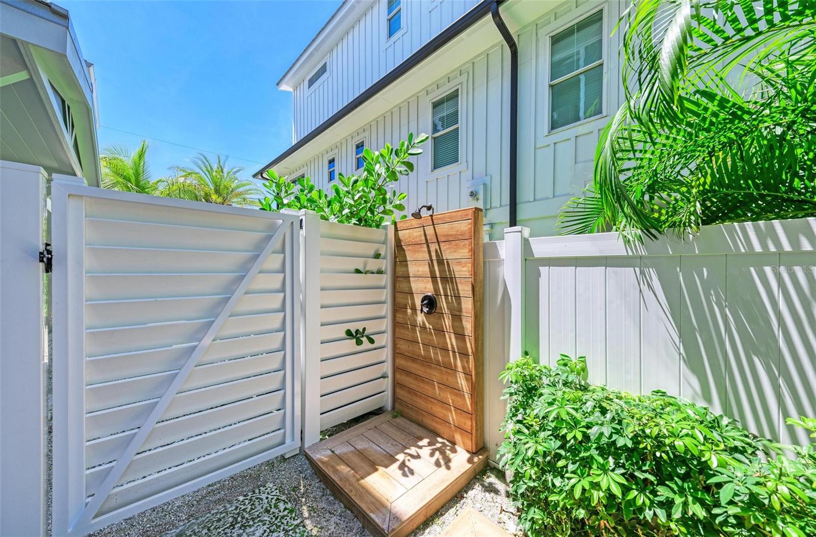 A4673163 Property Photo