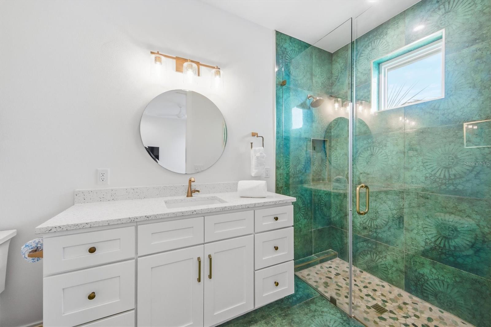 A4673163 Property Photo