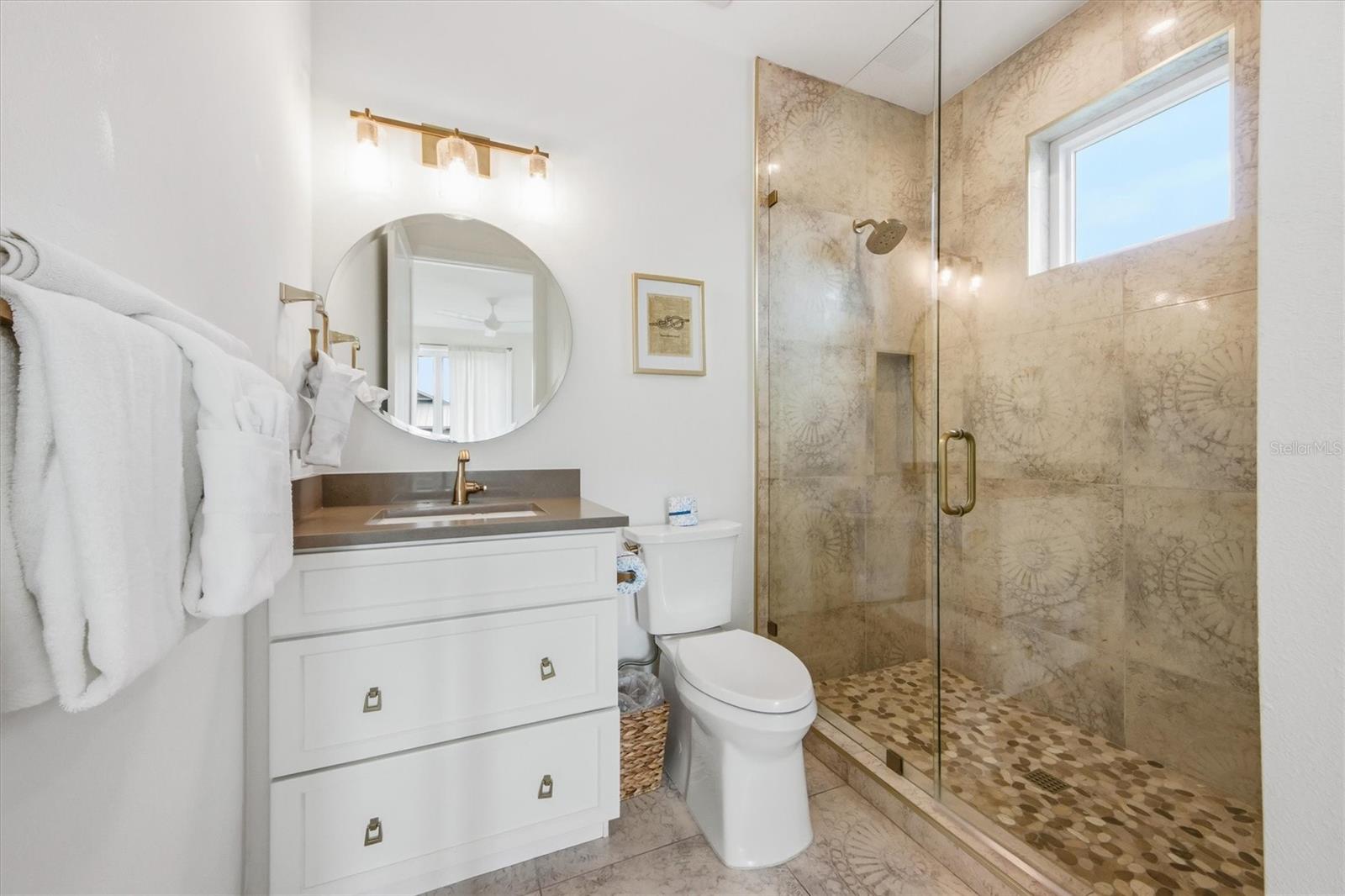 A4673163 Property Photo