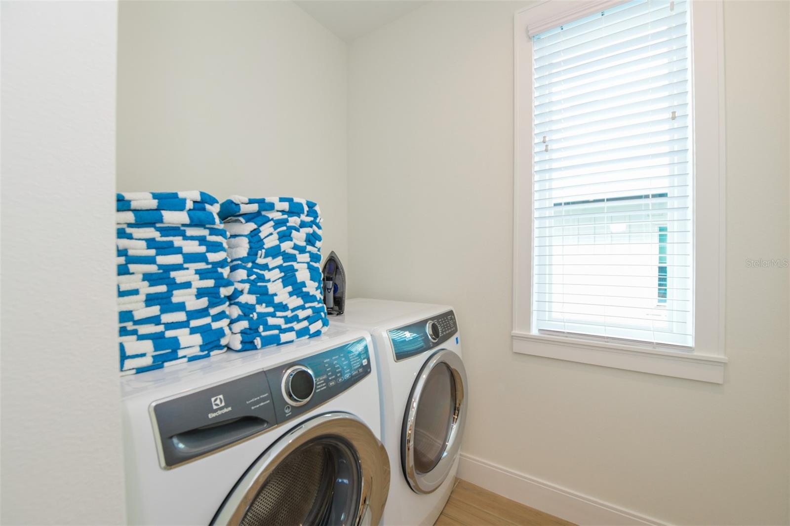 A4673163 Property Photo