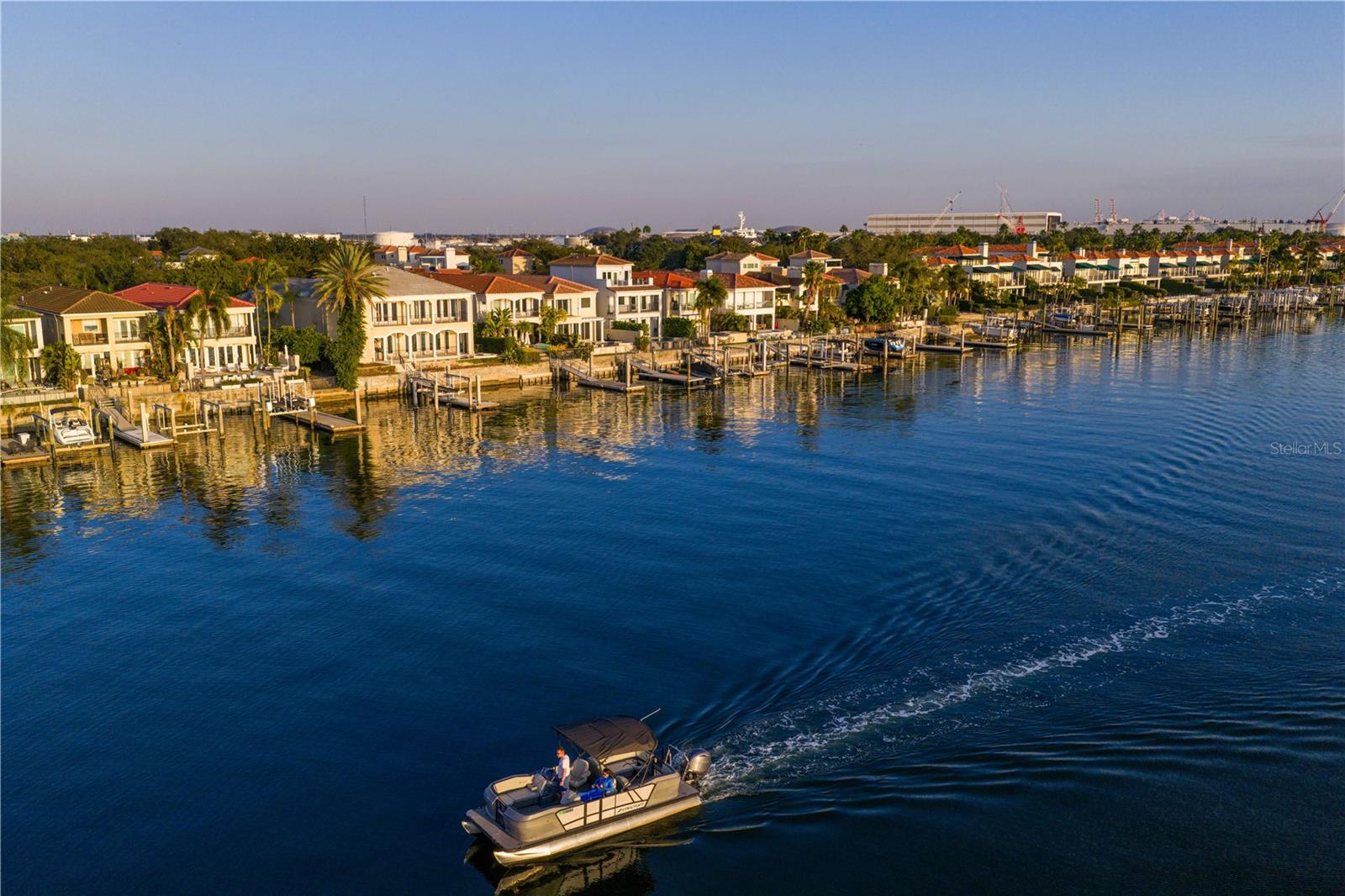 1037 ROYAL PASS RD, TAMPA, FL, 33602