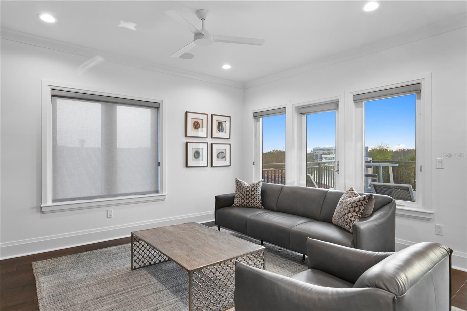 1037 ROYAL PASS RD, TAMPA, FL, 33602