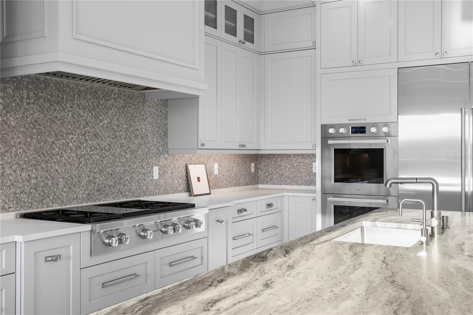 1037 ROYAL PASS RD, TAMPA, FL, 33602