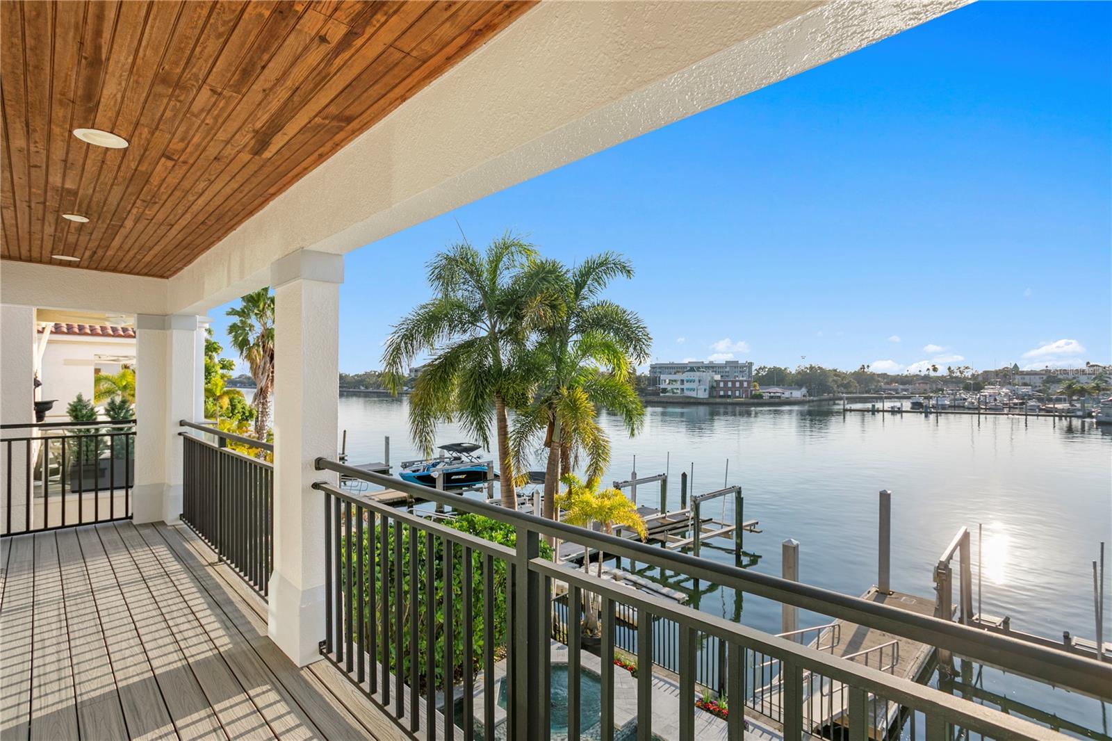 1037 ROYAL PASS RD, TAMPA, FL, 33602