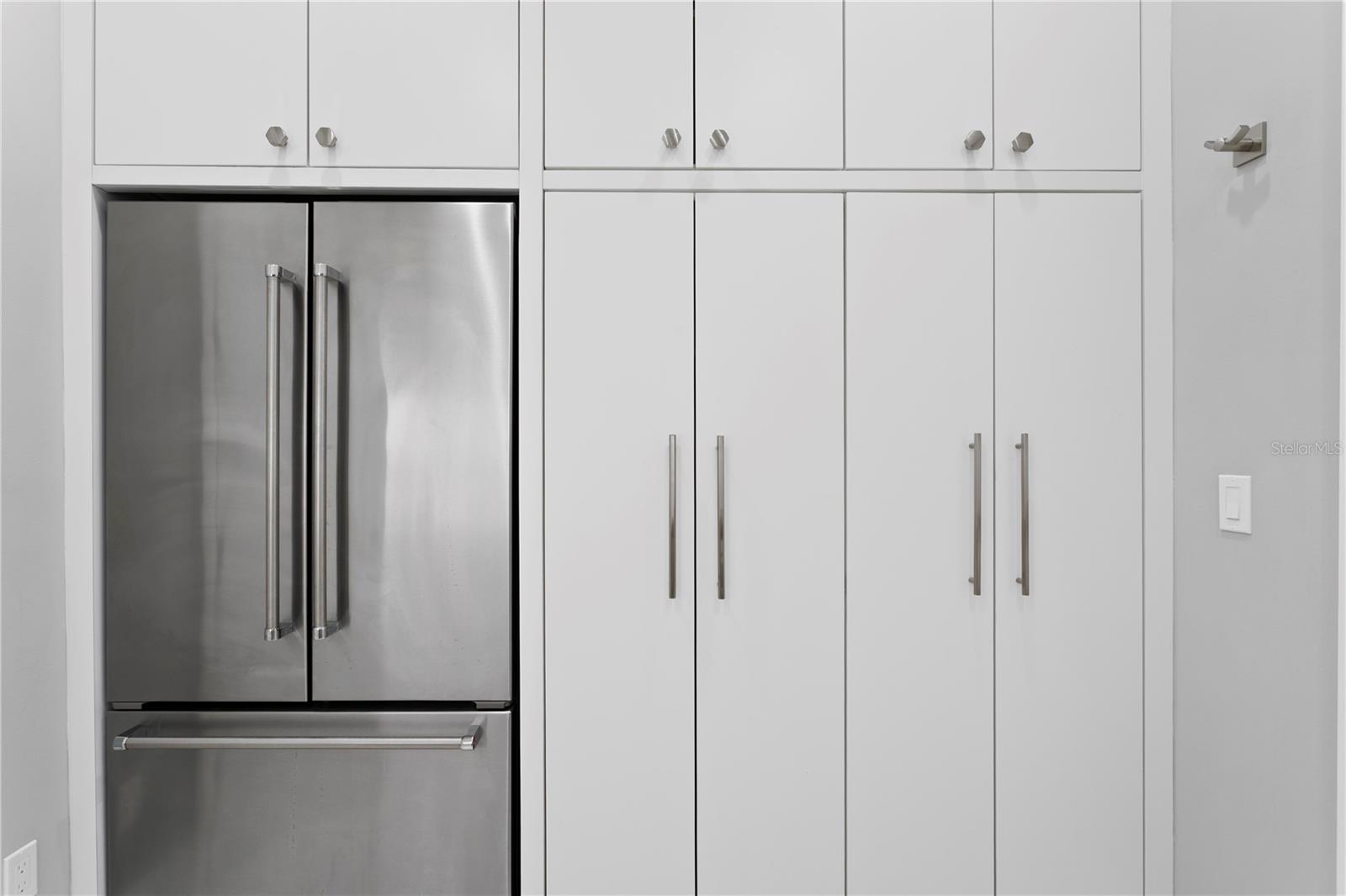 1037 ROYAL PASS RD, TAMPA, FL, 33602