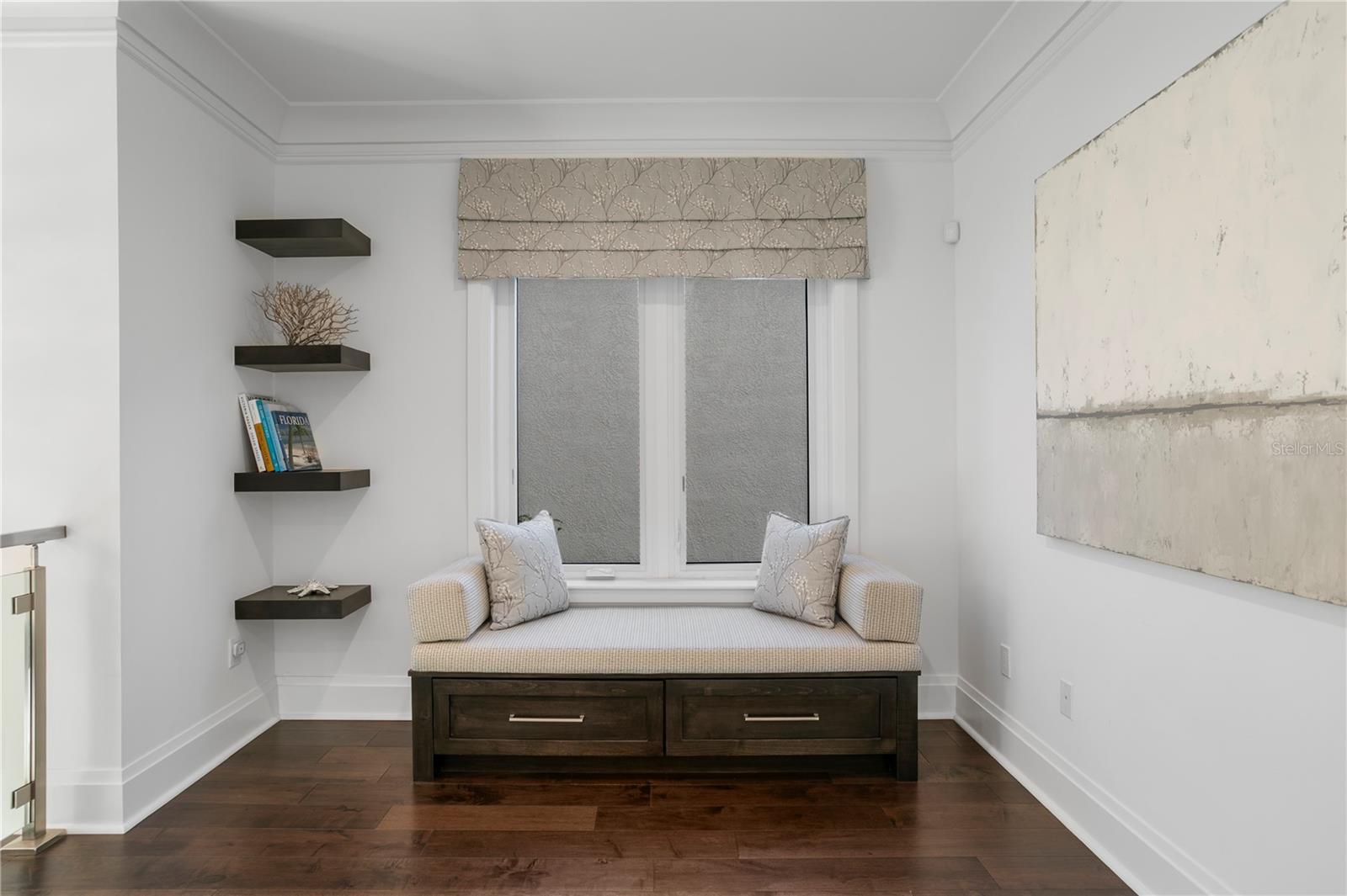 1037 ROYAL PASS RD, TAMPA, FL, 33602