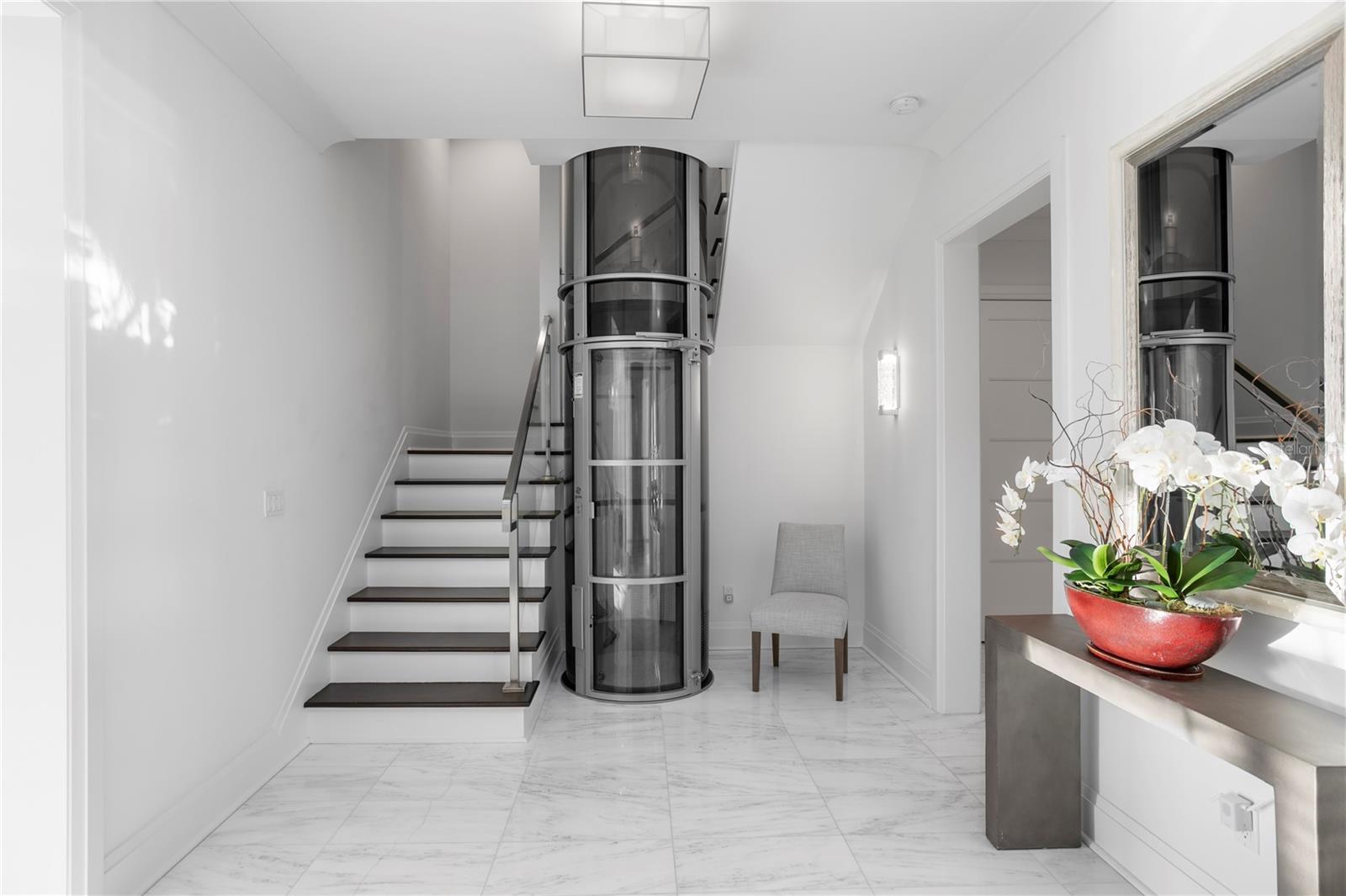 1037 ROYAL PASS RD, TAMPA, FL, 33602