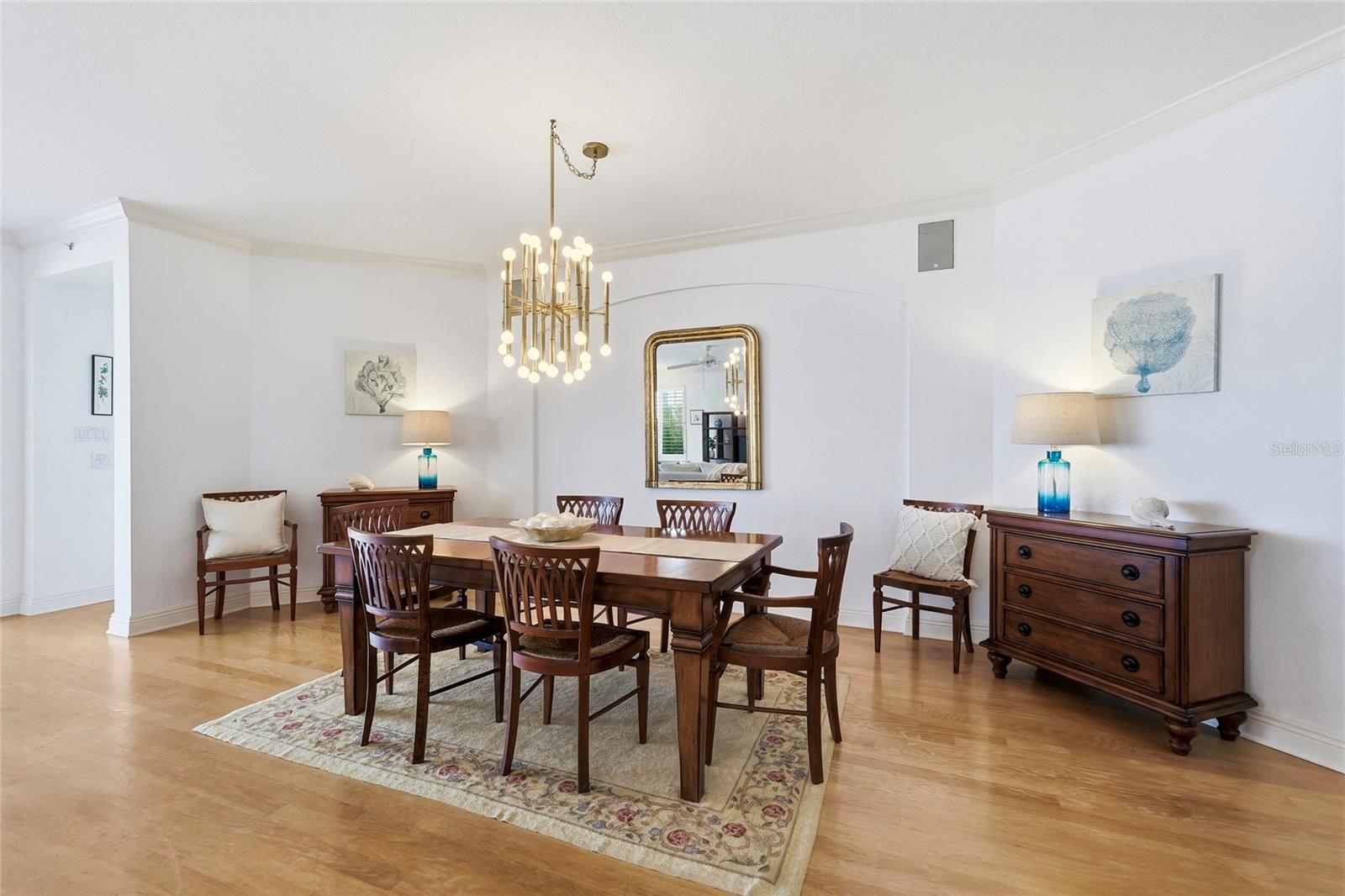 D6144921 Property Photo