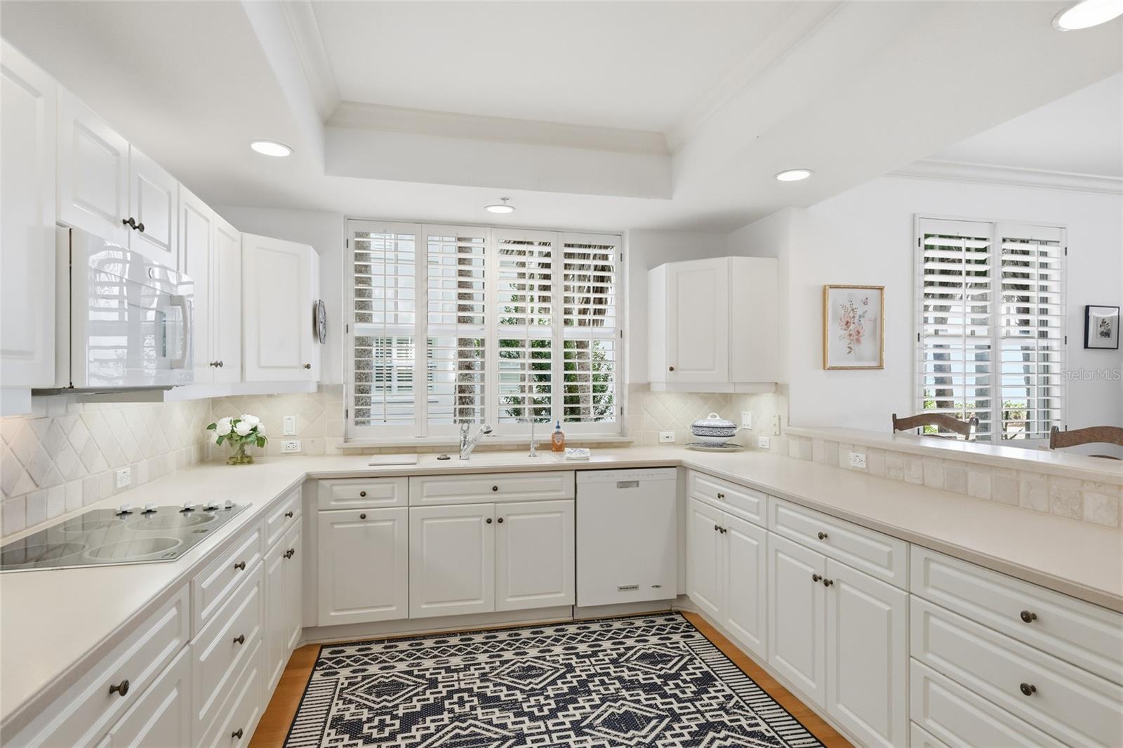 D6144921 Property Photo