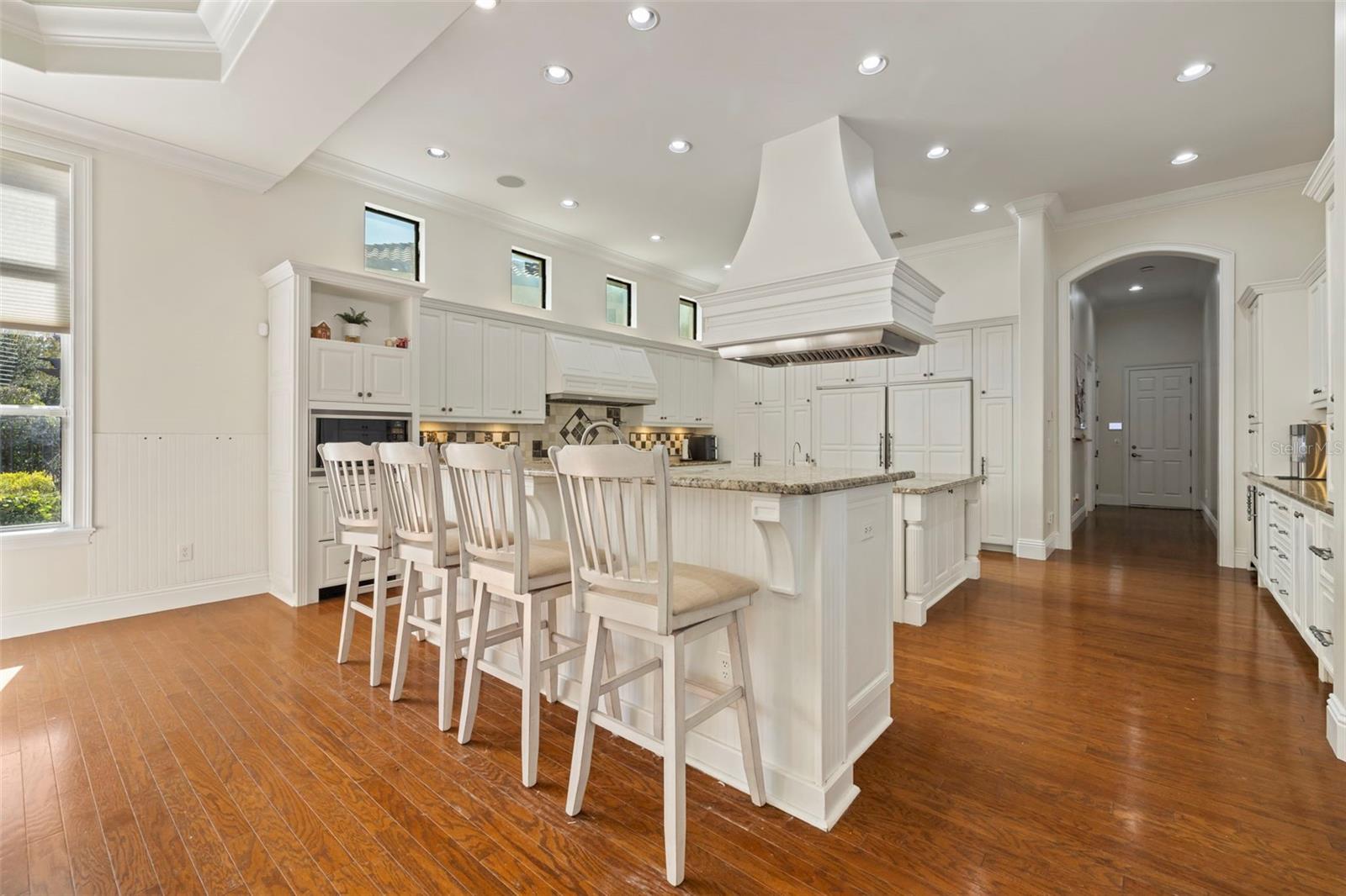 TB8451052 Property Photo