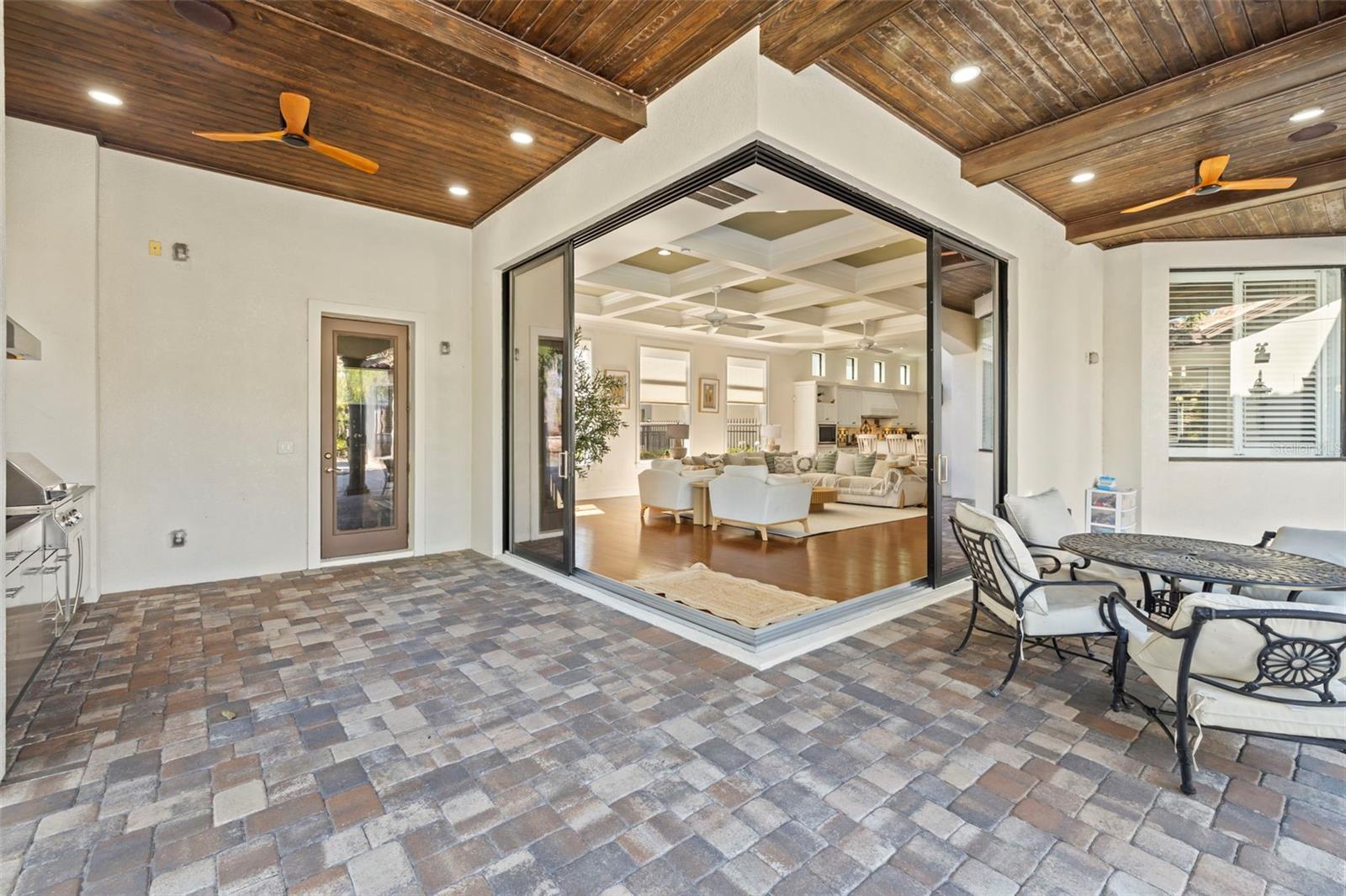 TB8451052 Property Photo