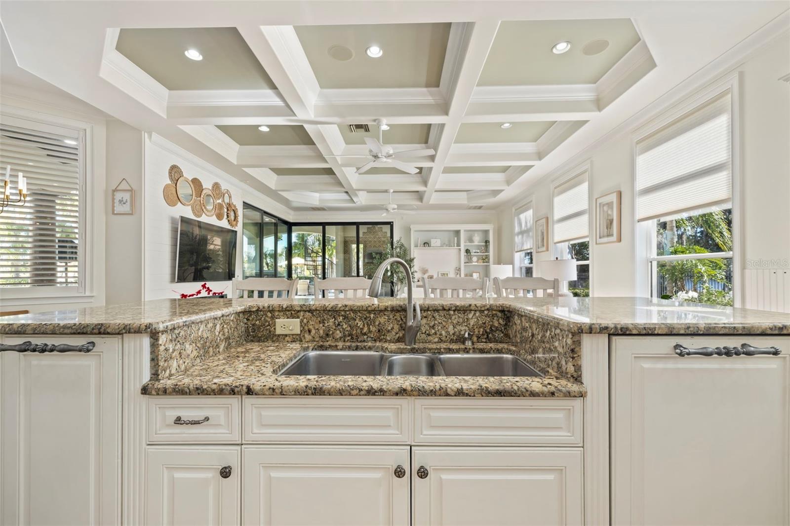 TB8451052 Property Photo