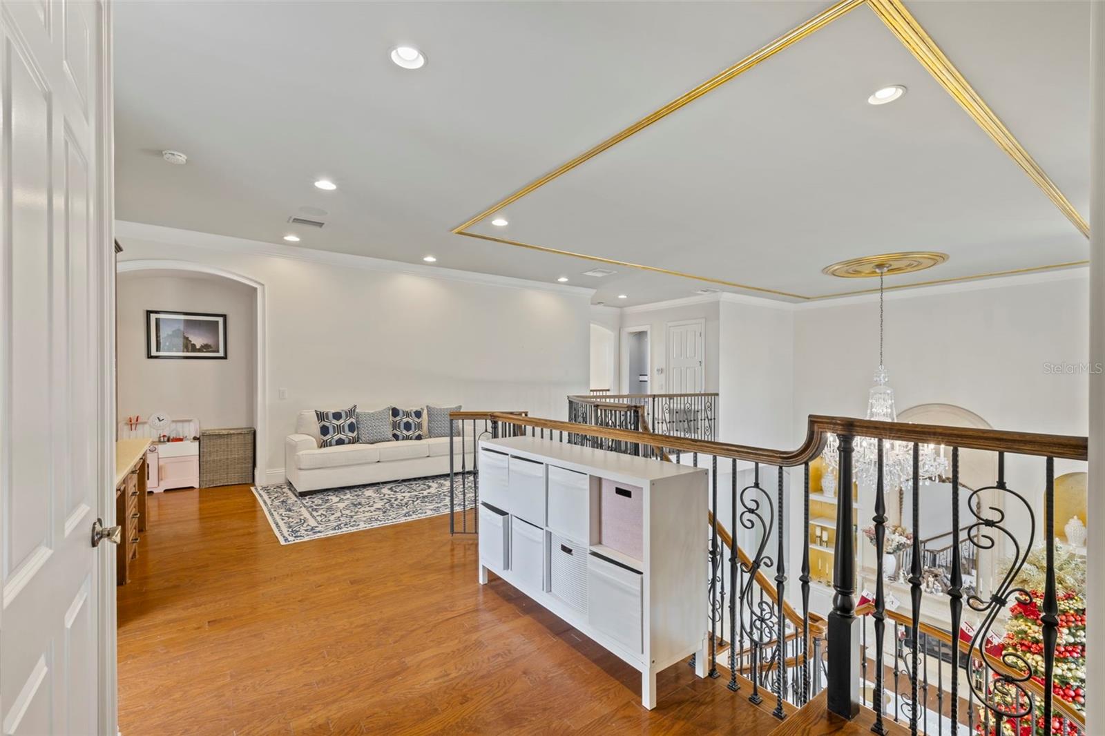 TB8451052 Property Photo