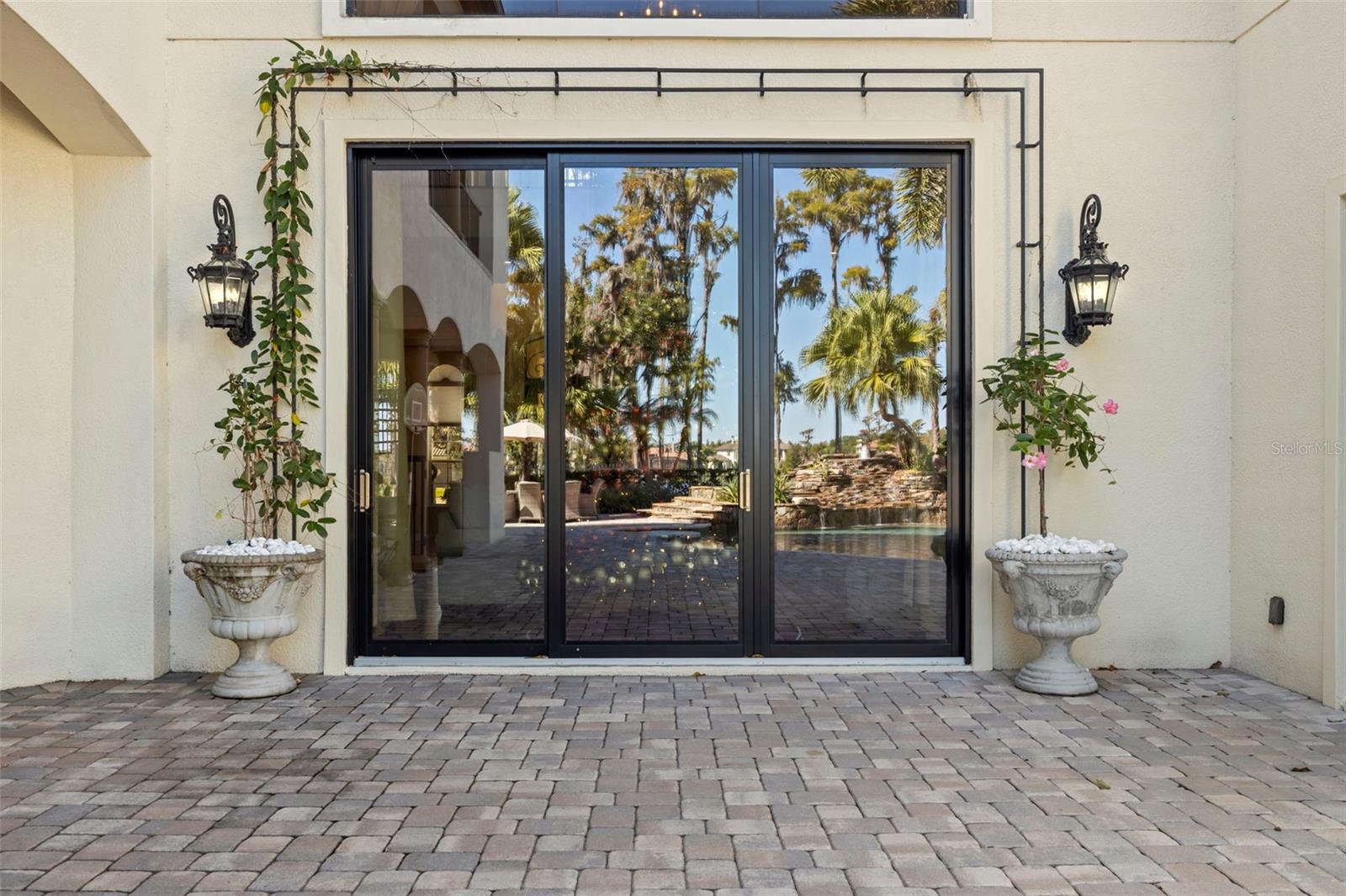 TB8451052 Property Photo