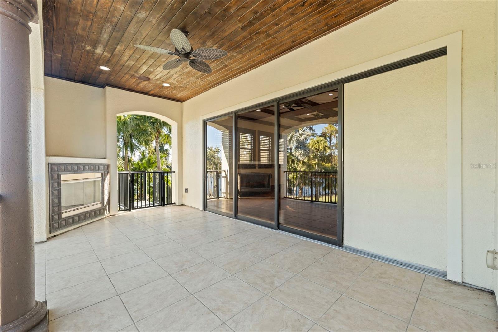 TB8451052 Property Photo