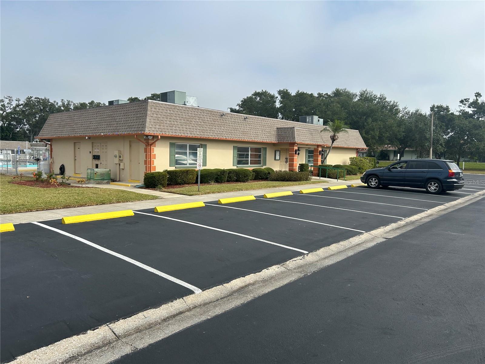 TB8451109 Property Photo