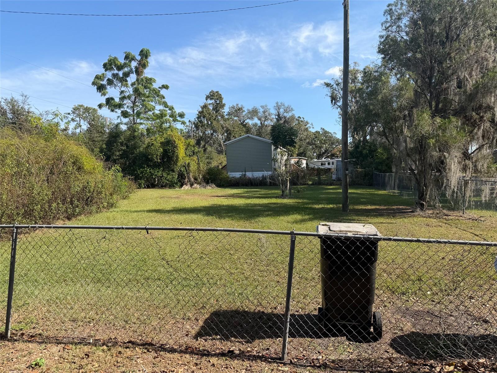 TB8451127 Property Photo