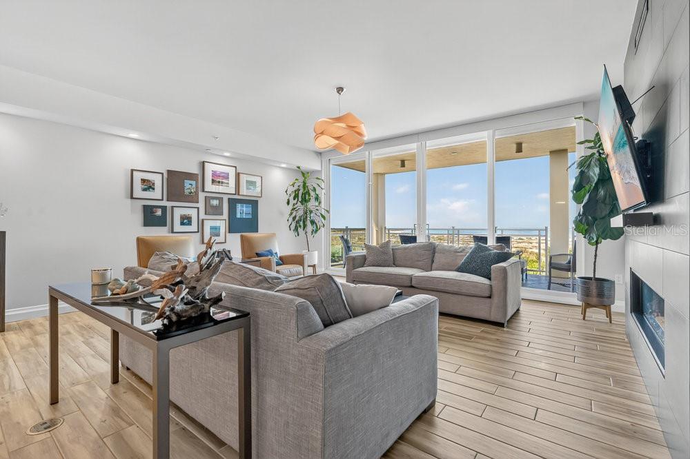 O6363055 Property Photo