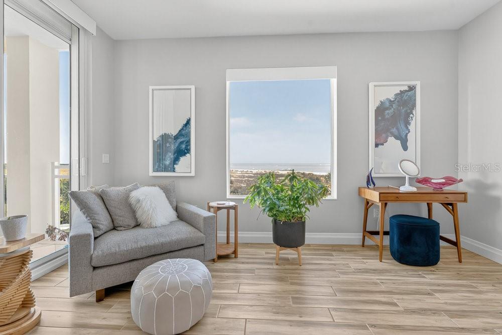 O6363055 Property Photo