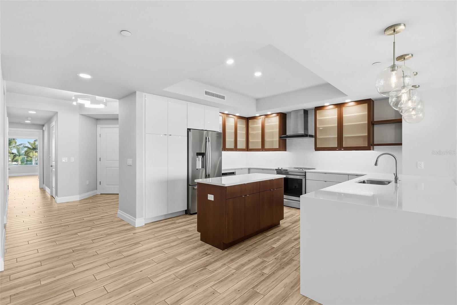 O6363055 Property Photo