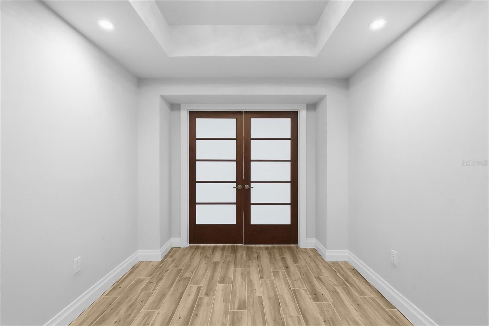 O6363055 Property Photo