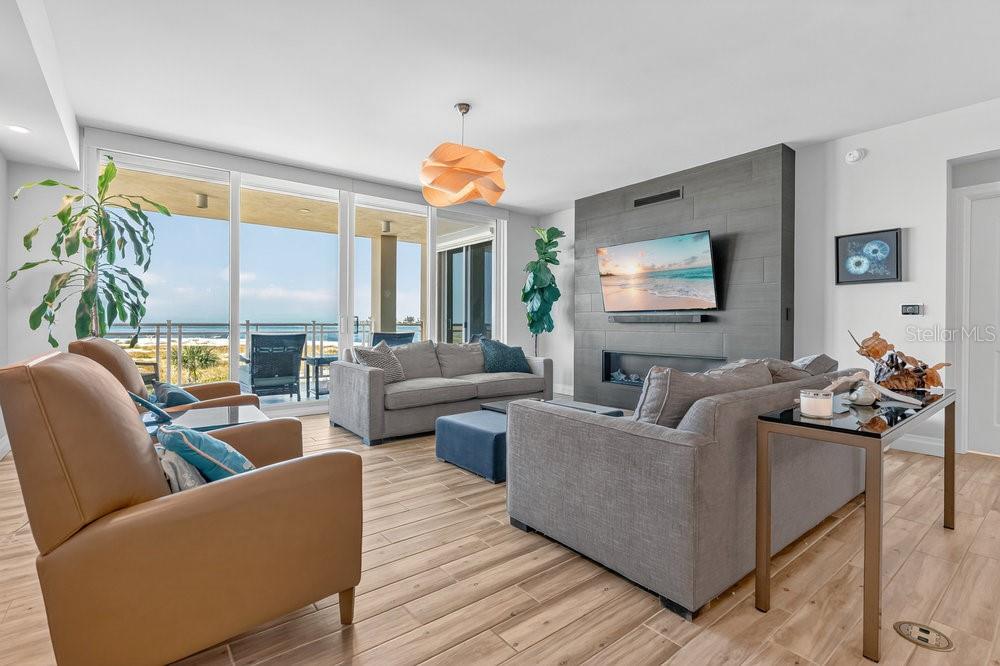 O6363055 Property Photo