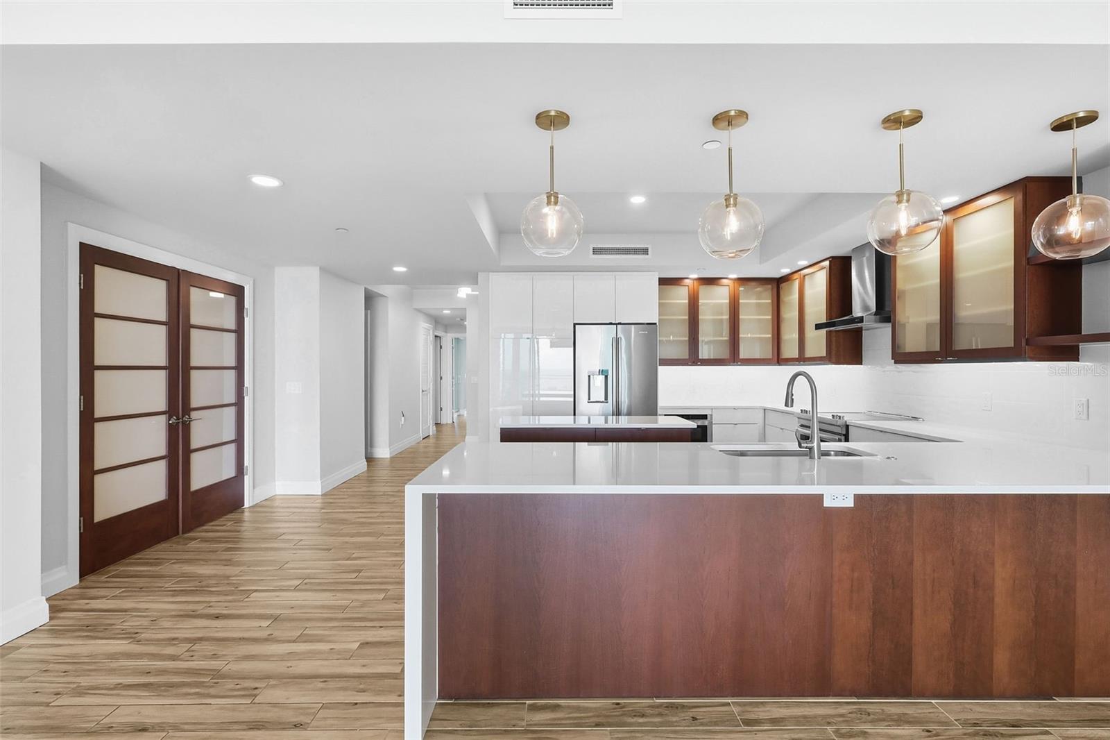 O6363055 Property Photo