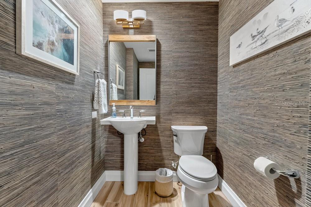 O6363055 Property Photo