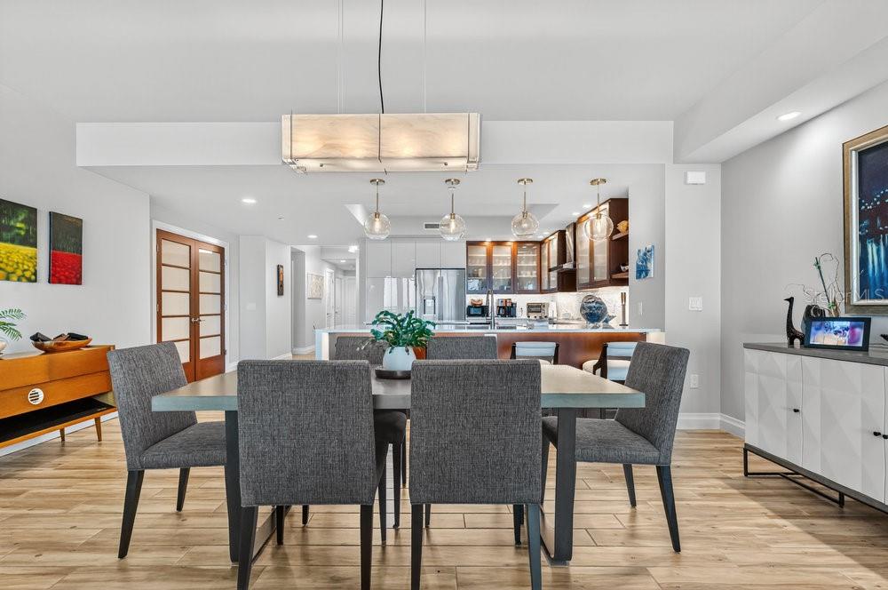 O6363055 Property Photo