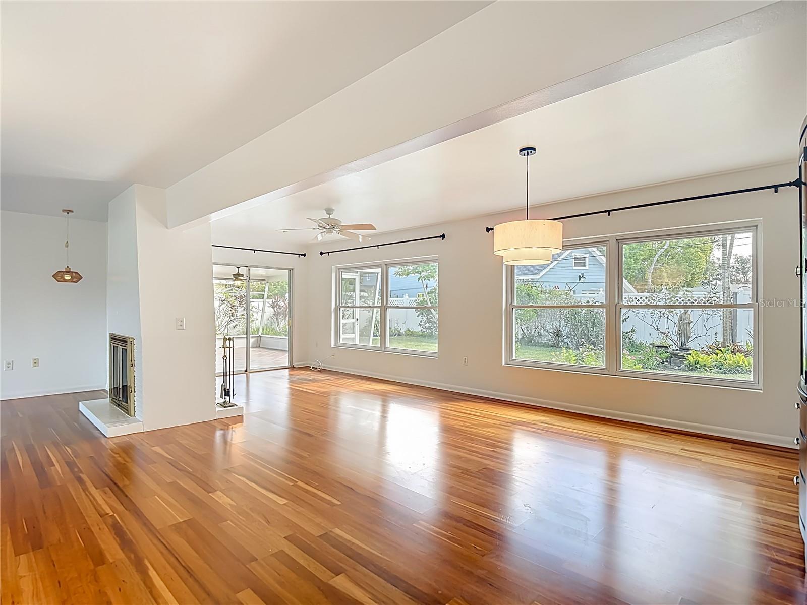 Dining Room - Family Room - Double Sided Fireplace