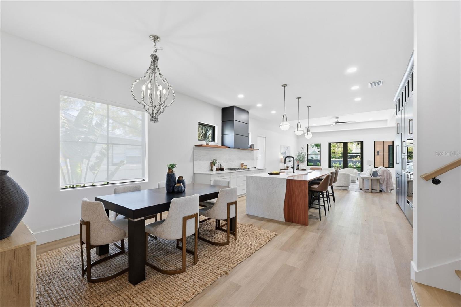 Dining Area Open To Kitchen