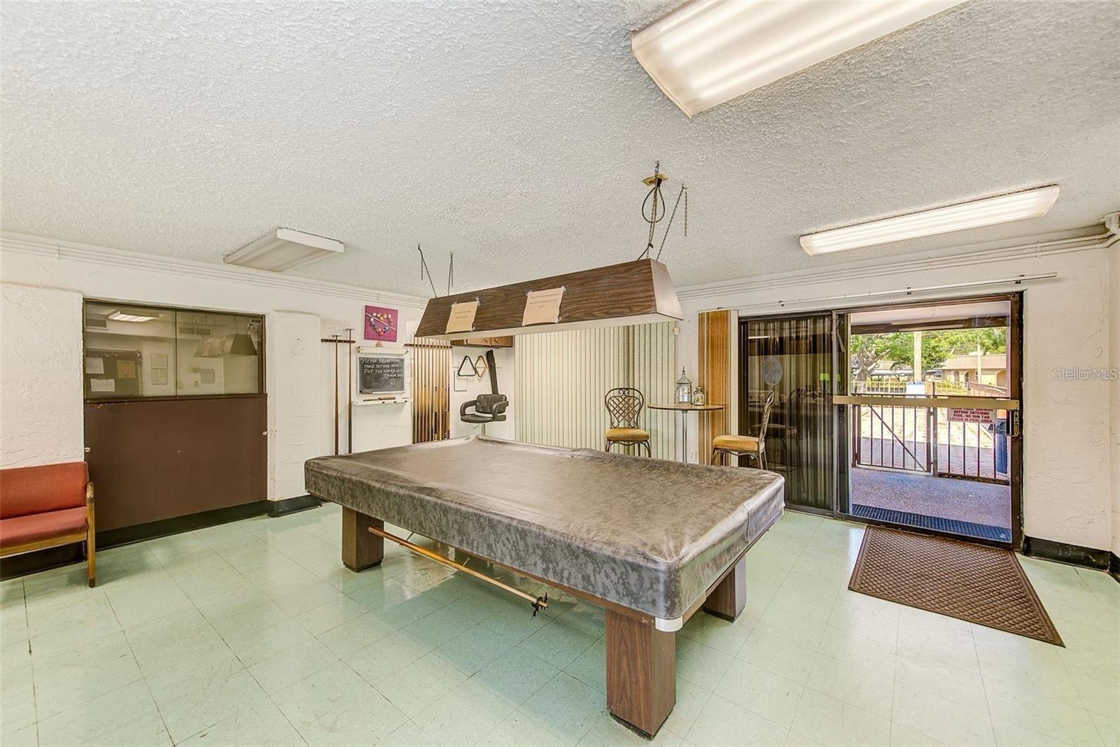 W7881027 Property Photo