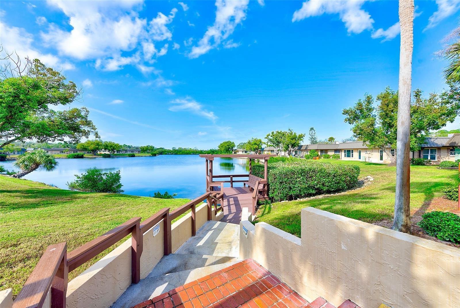 W7881027 Property Photo