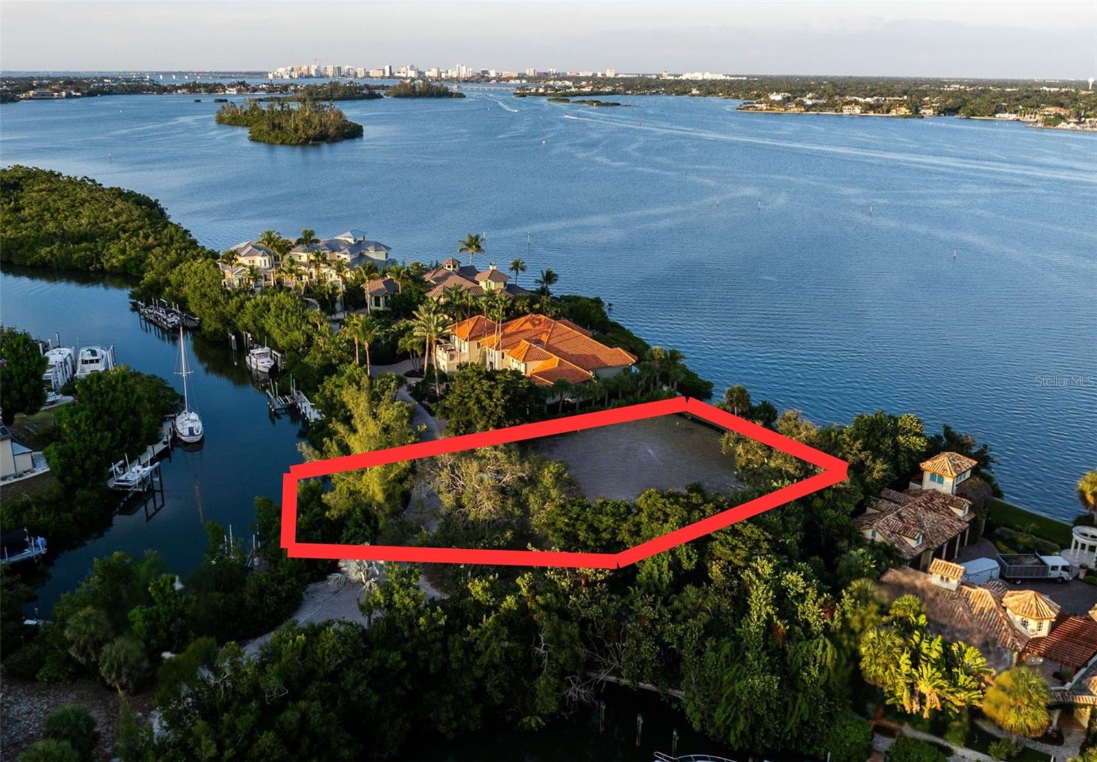 A4673273 Property Photo