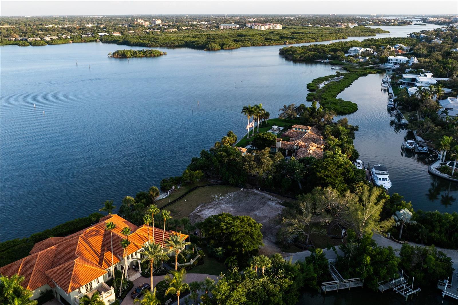 A4673273 Property Photo