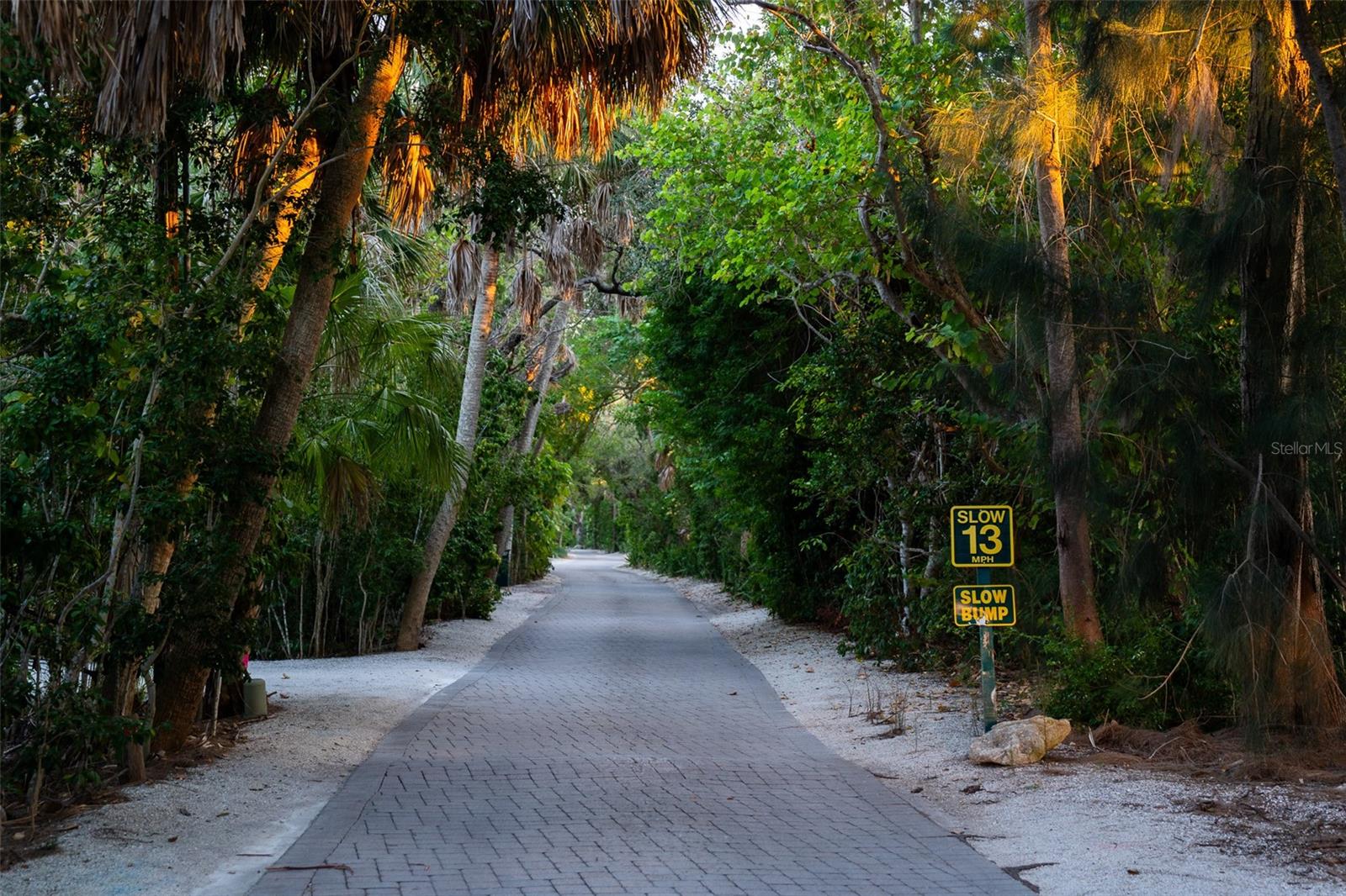 A4673273 Property Photo